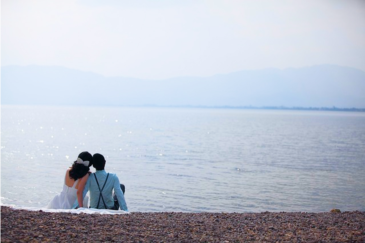 幻想的なビーチウエディング